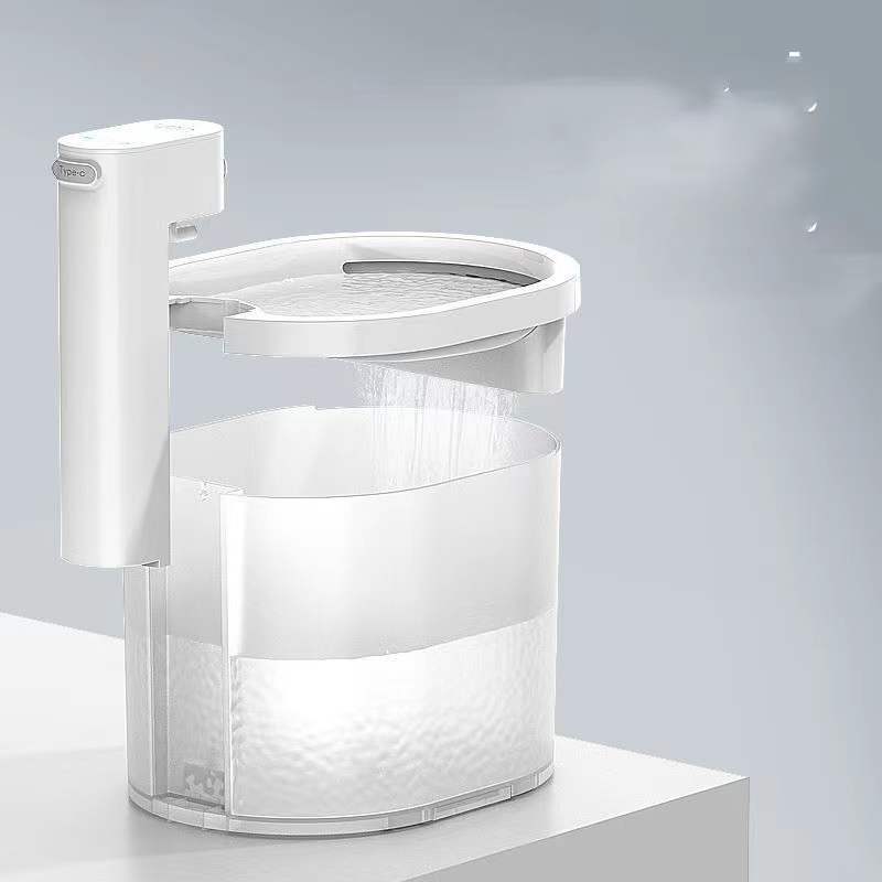 Distributeur d’Eau Intelligent et Sans Fil pour Chat – Rechargeable avec Filtration Avancée